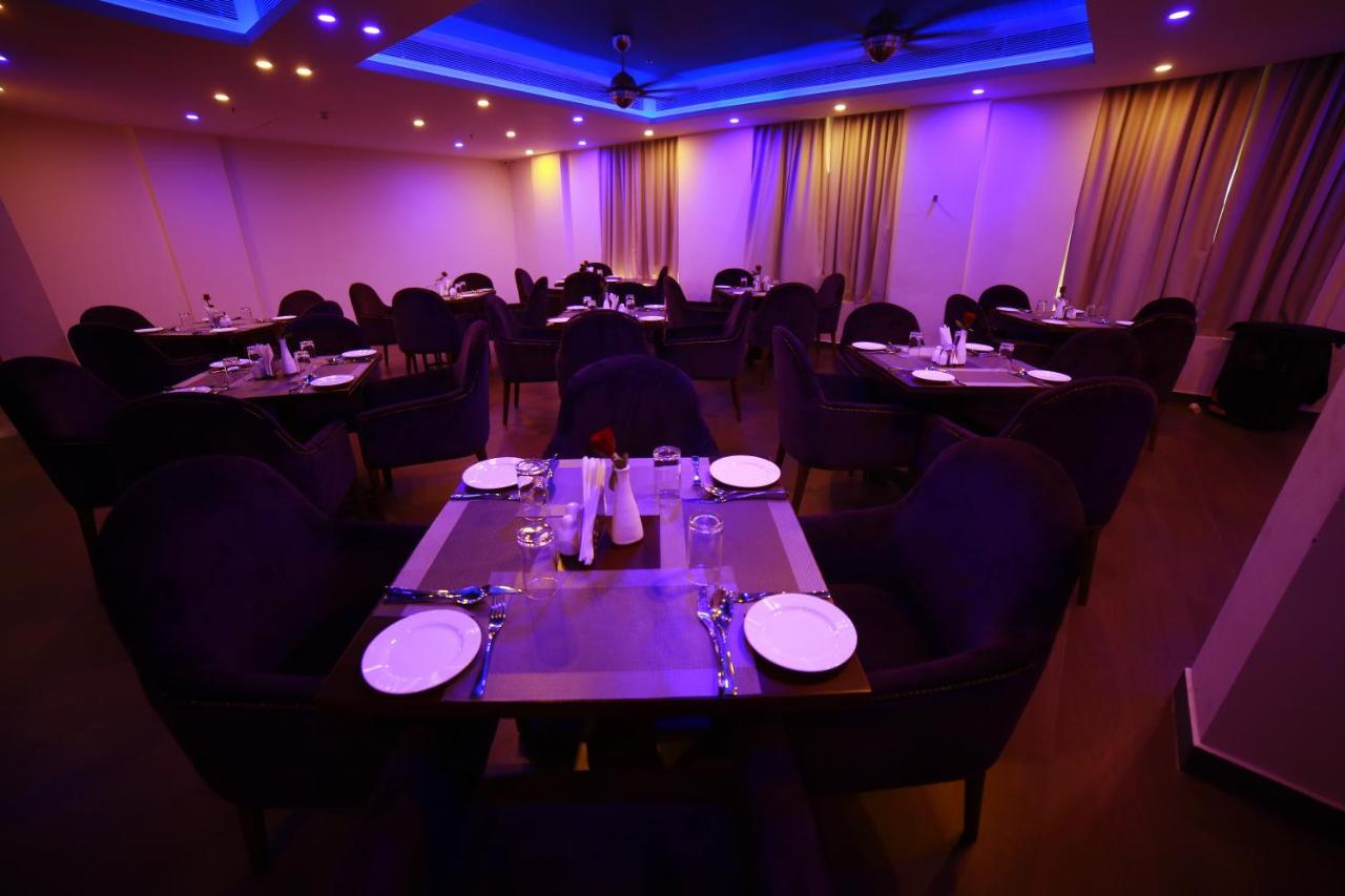 Vivin Luxury Suites 트리반드룸 외부 사진